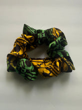Load image into Gallery viewer, African print satin scrunchie
