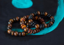 Load image into Gallery viewer, Men&#39;s African wooden bracelets
