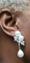 Load image into Gallery viewer, Bridal Earring,  Drop Pearl Earrings Wedding Earrings Bridal Earrings Silver Pearl Earrings - Bili&#39;s Bougie Boutique
